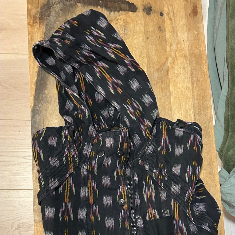 Black Patterned Hooded Vest